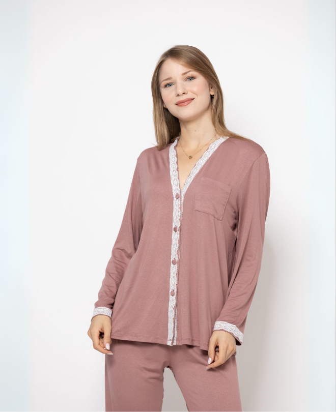 Pyjama en Coton et Dentelle